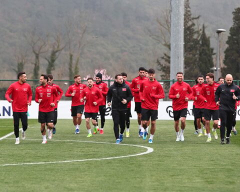 Milliler, Romanya maçı öncesi hazırlıklarını sürdürüyor