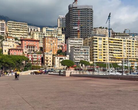 Monako, Sıfır Kişisel Gelir Vergisi ile Küresel Servet Sahiplerinin Cazibe Merkezi