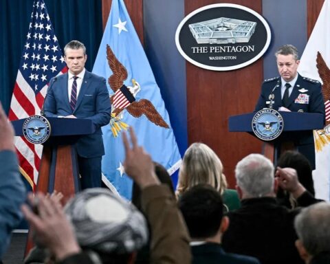 Pentagon'dan Uzun Süreli Savaş Uyarısı: Orta Doğu'da Gerginlik Artıyor