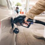 Petrol Fiyatlarındaki Sert Düşüşe Rağmen Akaryakıt Zamları Geldi