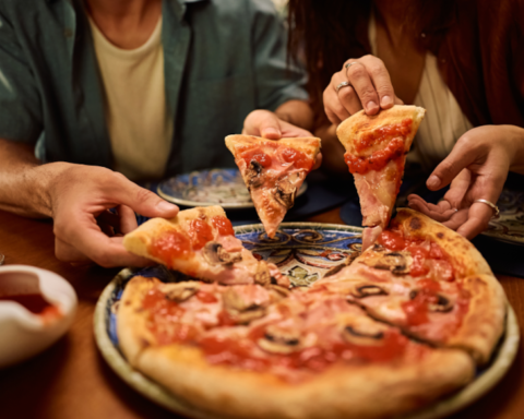 Pizza sektöründe daralma nedeniyle Papa John's 300 restoran kapatacak