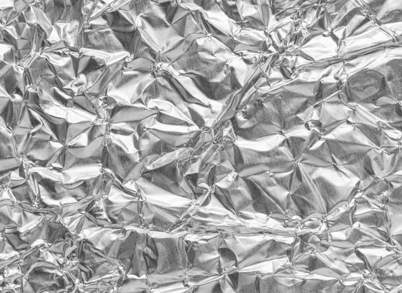 Sanayi metalleri yükseliyor; altın ve gümüş arka planda kalmaya devam ediyor