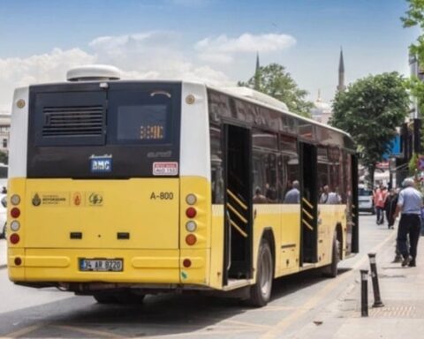 Toplu ulaşımda yeni düzenleme ile bazı memurlar ücretsiz faydalanacak