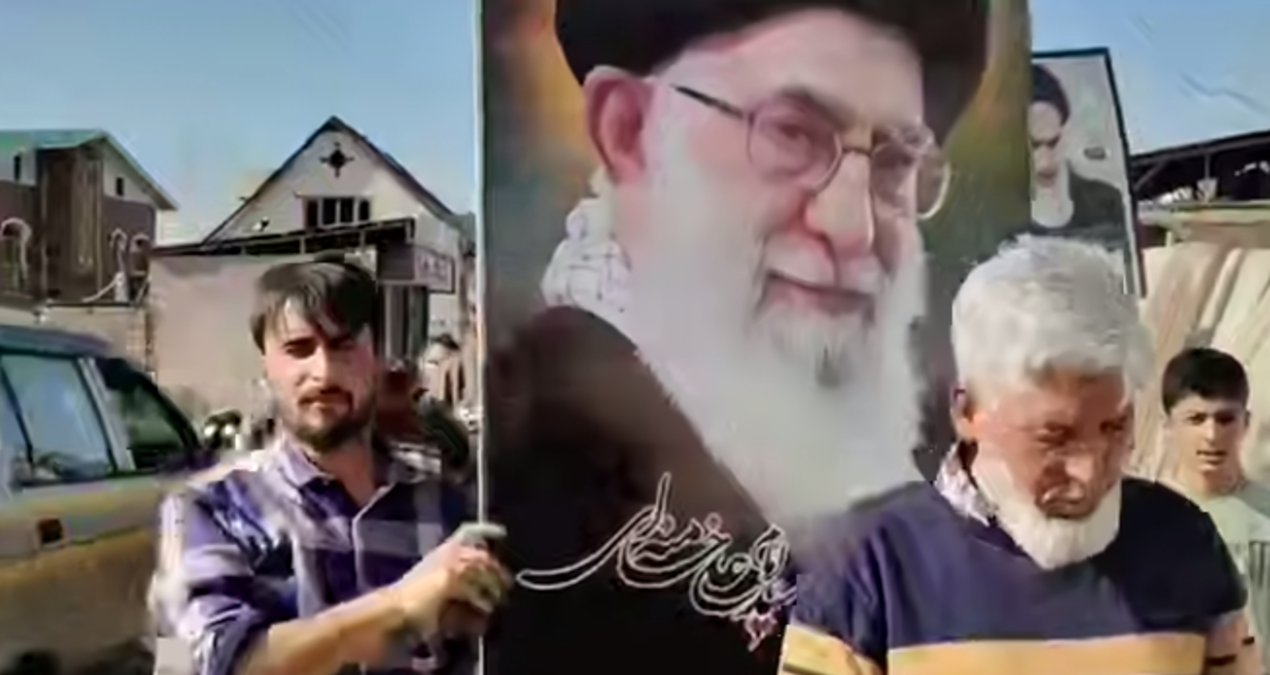 Trump'ın İran'la İlgili Saldırıları, Beklentilerin Aksine Halkta İsyan Değil Yas Tutma Ortaya Çıkardı