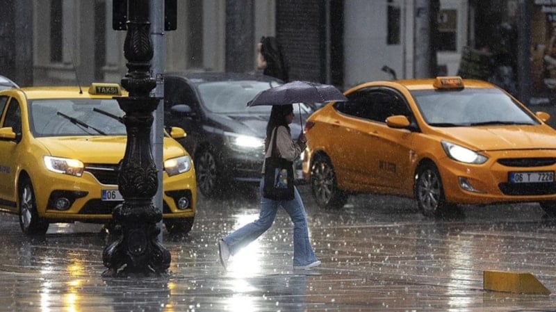 Yağmurlu Hava Türkiye'yi Etkilemeye Devam Ediyor
