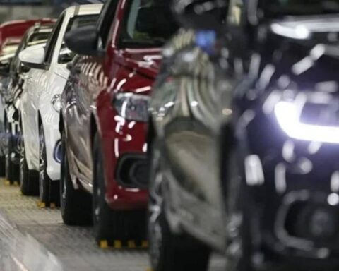 Yüksek Yakıt Tüketimini Düşürmek İsteyenler İçin En Tasarruflu Araçlar