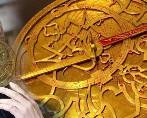 17. yüzyıldan kalma tarihi akıllı telefon 161 milyon TL'ye açık artırmaya çıkıyor