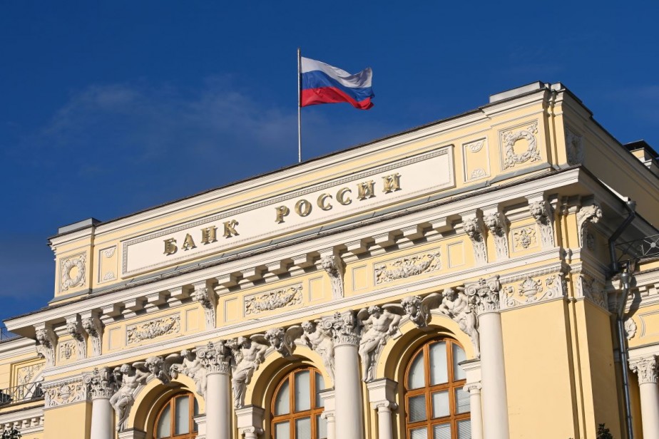 Nakit akışındaki kırılma, sert para politikasıyla birleşerek şirket iflas riskini artırıyor