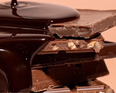 ABD'de Çikolatada Bulunan İlaç Maddeleri Sağlık Riskleri Taşıyor