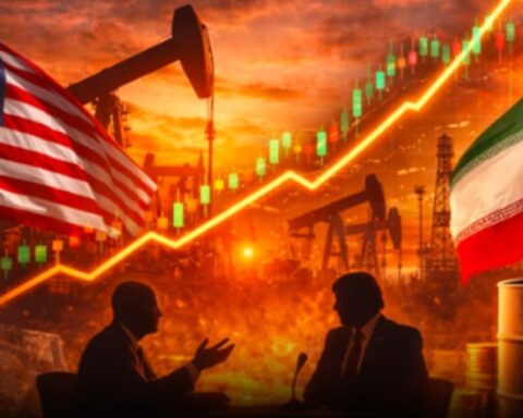 ABD'nin İran'a Yönelik Ablukası Petrol Fiyatlarını Yükseltti