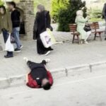 Adana'da Uyuşturucu Bağımlısı Durakta Uyudu, Durum İçler Acısı