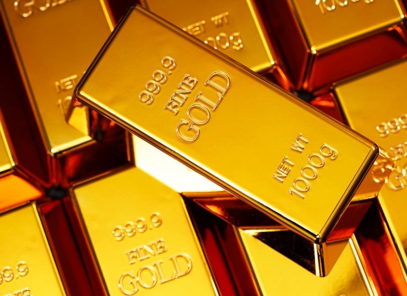 Altın fiyatları, jeopolitik riskler ve enflasyon endişeleriyle 2008’den bu yana en sert aylık düşüşü kaydetti