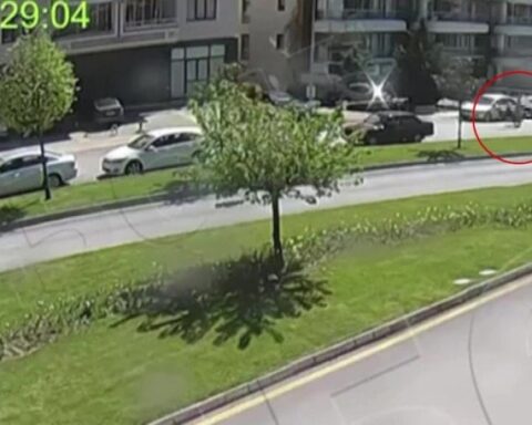 Amasya'da trafik güvenliğini tehlikeye atan motosiklet sürücüsüne büyük ceza uygulandı