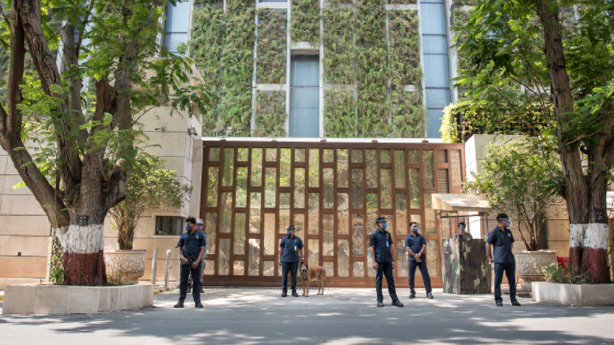 Antilia: 30 Ülkenin Ekonomisini Geride Bırakan Lüks Konutun Hikayesi