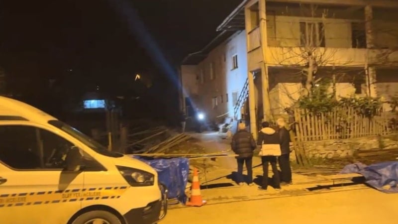 Artvin’de Merdivenlerden Düşen 65 Yaşındaki Adam Hayatını Kaybetti