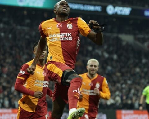 Avrupa Devleri Victor Osimhen İçin Sıraya Girdi