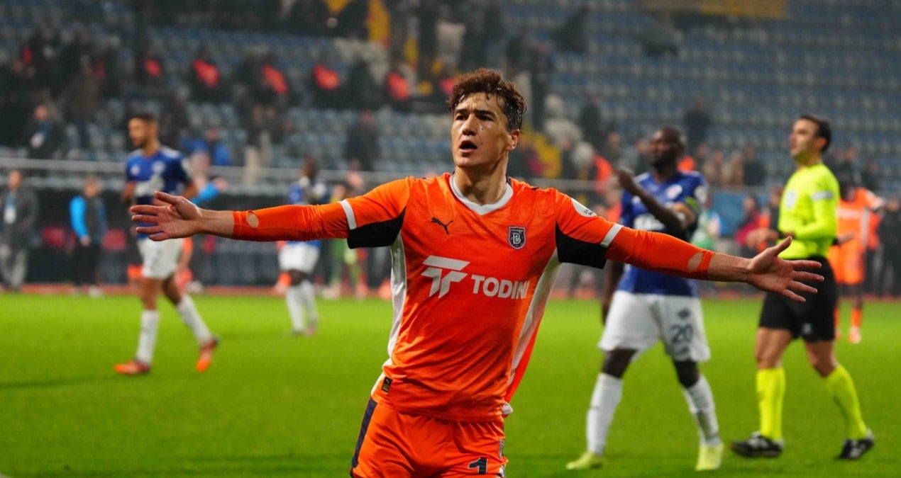 Başakşehir, Shomurodov'un Bonservisini Aldı