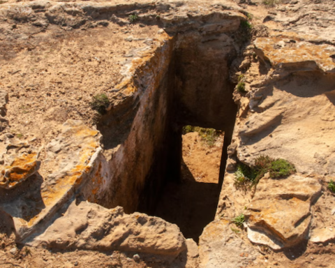 Bavyera'da Roma Dönemi'ne Ait 12 Metrelik Anıtsal Mezar Keşfedildi