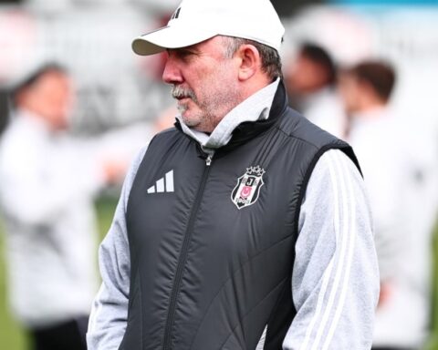 Beşiktaş, Antalyaspor Maçında Sarı Kart Tehlikesiyle Karşı Karşıya