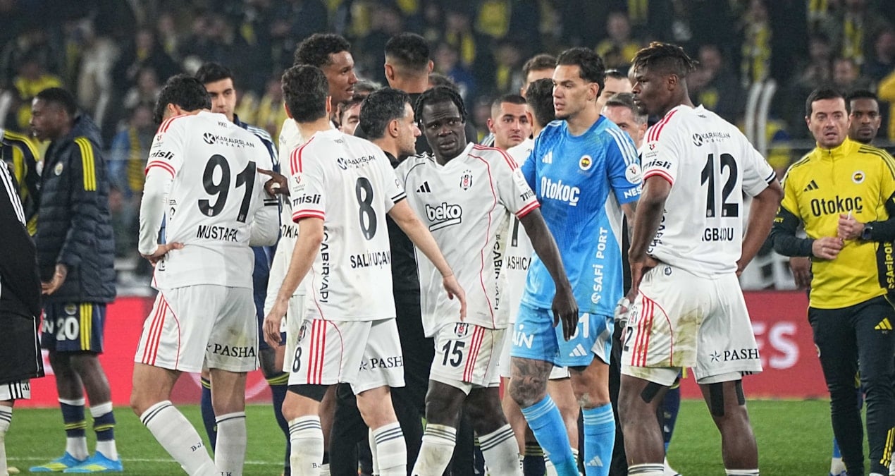 Beşiktaş Taraftarları Futbol Federasyonu'na Karşı Protesto Hazırlığında