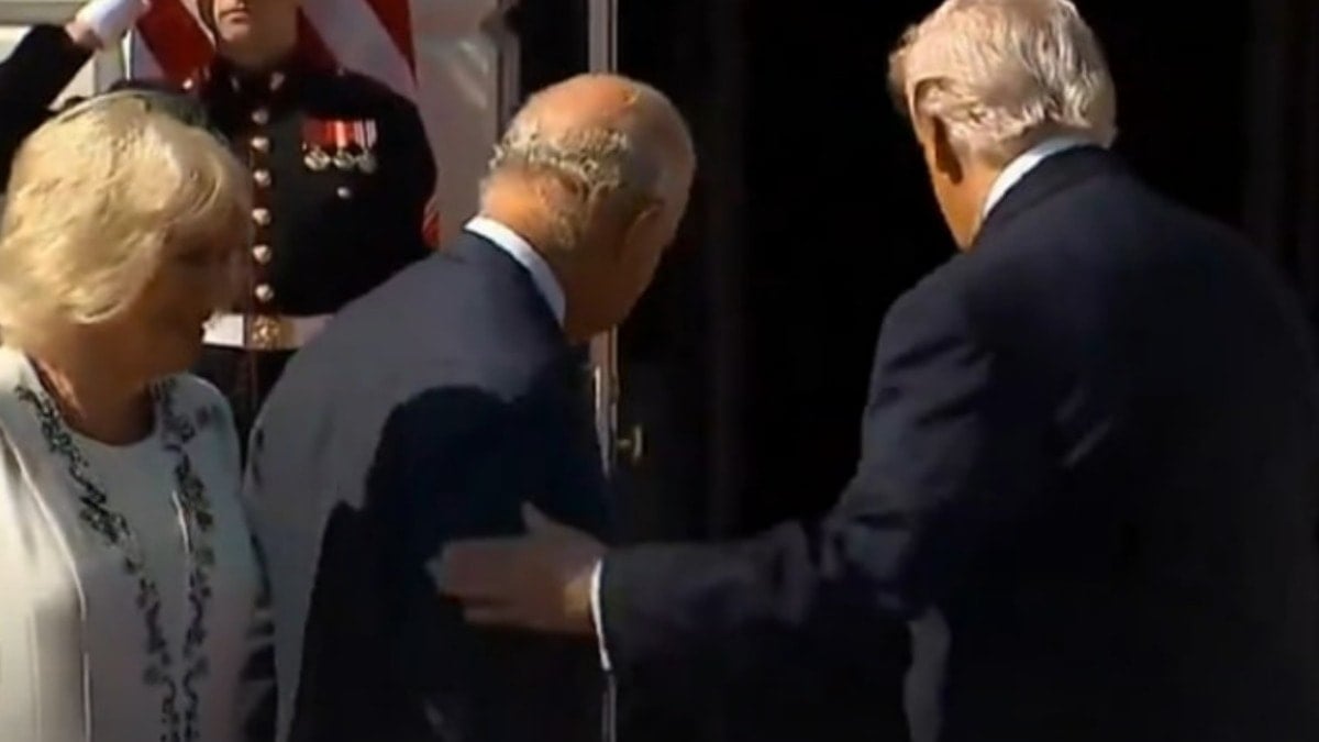 Beyaz Saray’da Kraliyet Protokolü Üzerine Tartışma Başladı