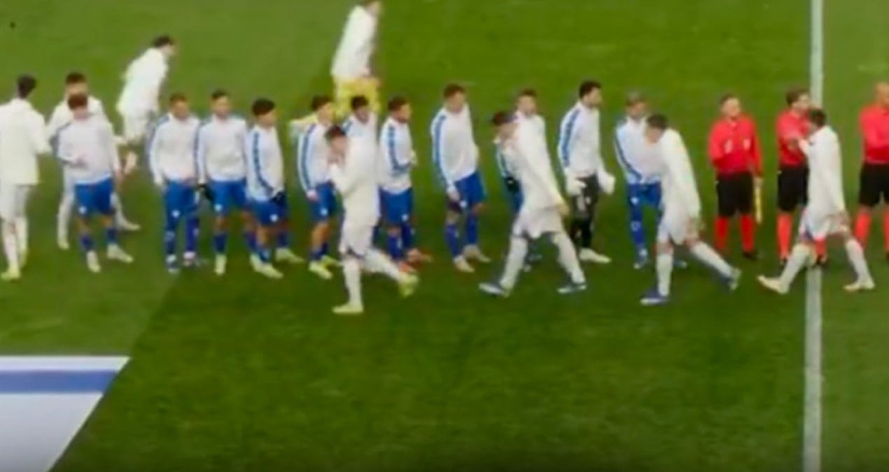 Boşnak Futbolculardan İsrailli Rakiplerine Tokalaşma Reddiyesi