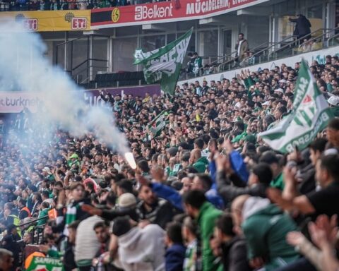 Bursaspor'un Şampiyonluğuna Bir Puan Kaldı
