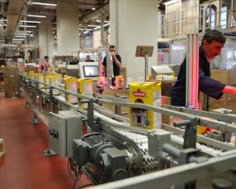 ÇAYKUR’da Geçici İşçilere Sözleşmeli Kadro İmkanı Sunuldu