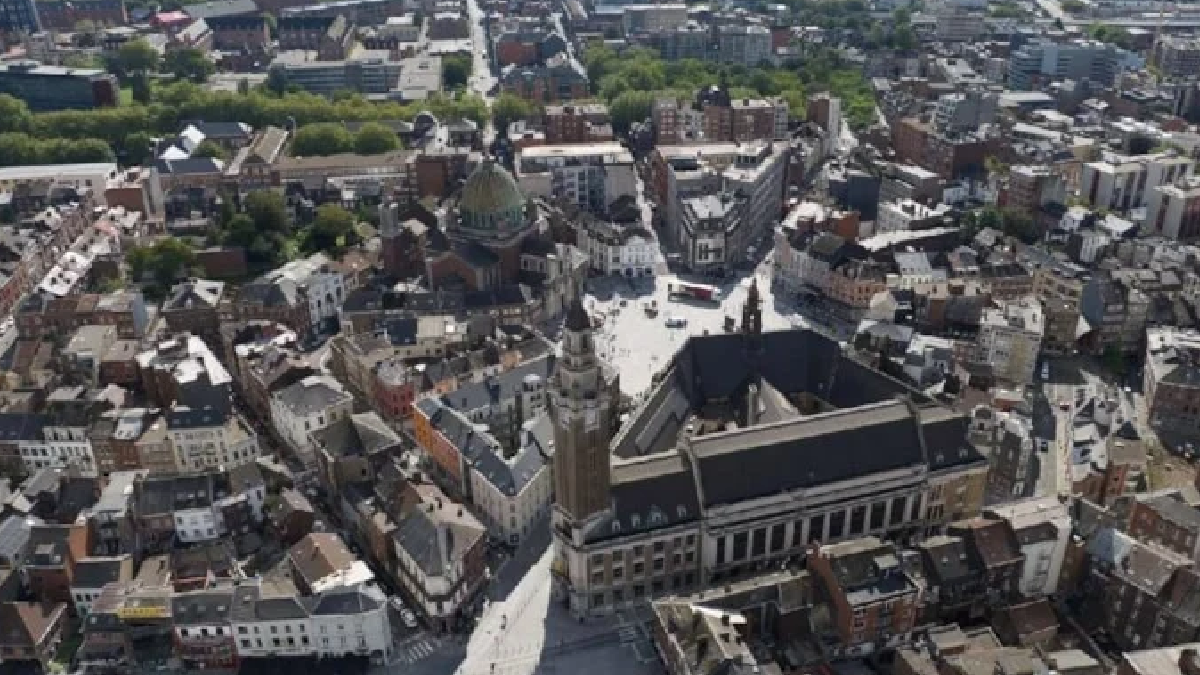 Charleroi'nin Terk Edilmiş Fabrikalarına İlgi Artıyor