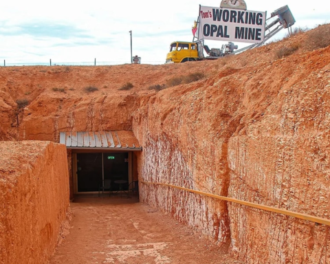 Coober Pedy'de yer altı yaşamı: sıcaklardan kaçışın alternatifleri