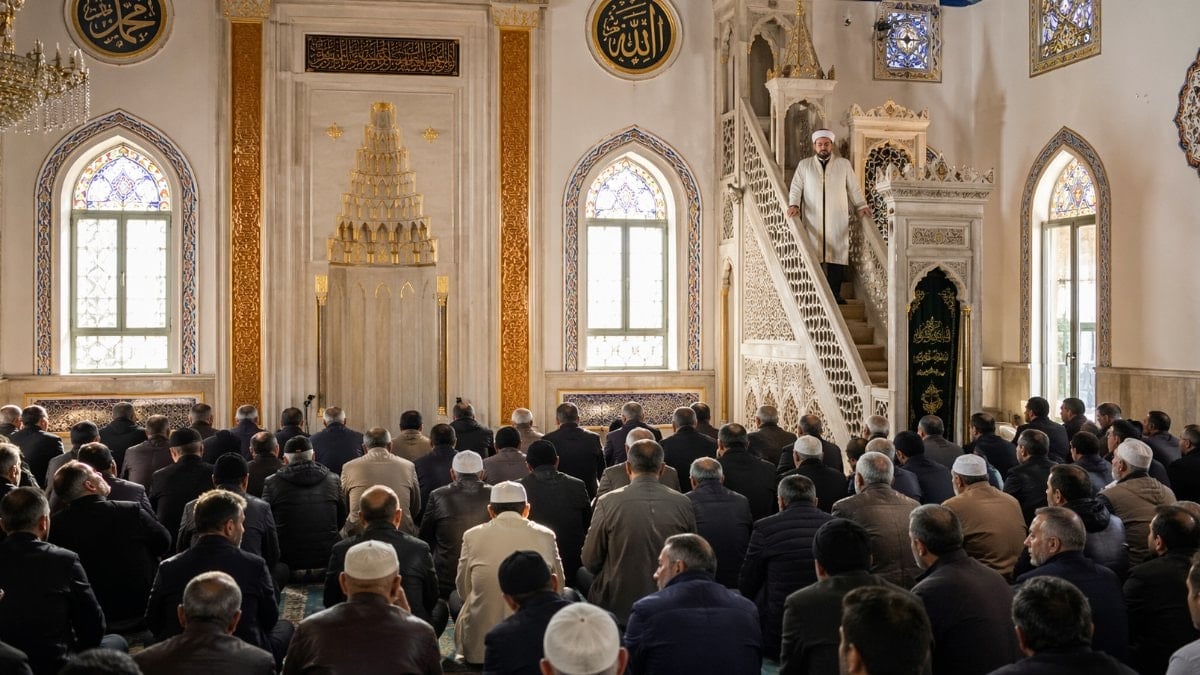 Cuma Hutbesinde Merhamet Eğitimi Vurgusu Yapıldı