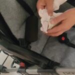 Elazığ'da Zabıta Ekipleri Dilencinin Bebek Arabasına Sakladığı Paraları Buldu