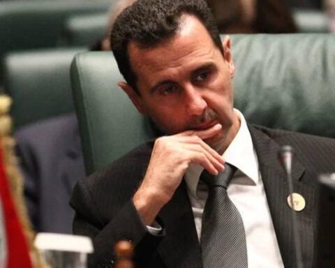 Esad'ın Gıyabi Yargılaması Başladı