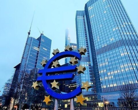 Euro Bölgesi'nde Mart Ayında Enflasyon Beklentileri Aştı
