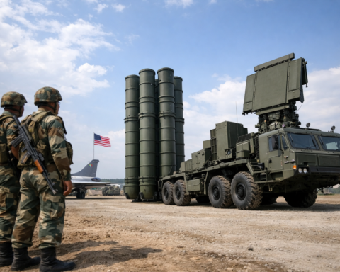 Hindistan'ın Rus S-400 Sistemlerini Genişletmesi, Washington'ın Bölgedeki Savunma İşbirliği Planlarını Zora Sokuyor