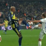 Fenerbahçe-Rizespor Mücadelesinde VAR Penaltı Kararını Getirdi