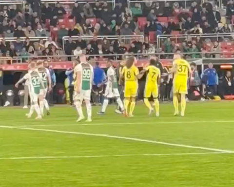 Fenerbahçe'de Konyaspor Maçı Sonrası Takım İçi Gerilim Yaşandı