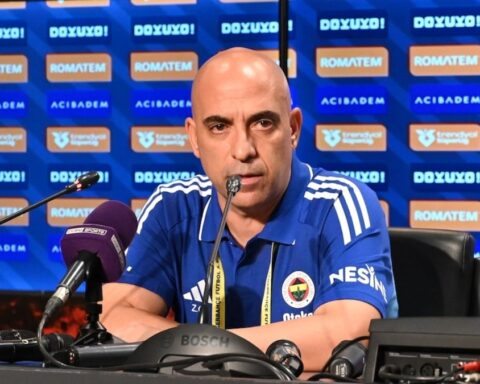 Fenerbahçe'de Son 3 Haftanın Geçici Teknik Direktörü Zeki Murat Göle Oldu