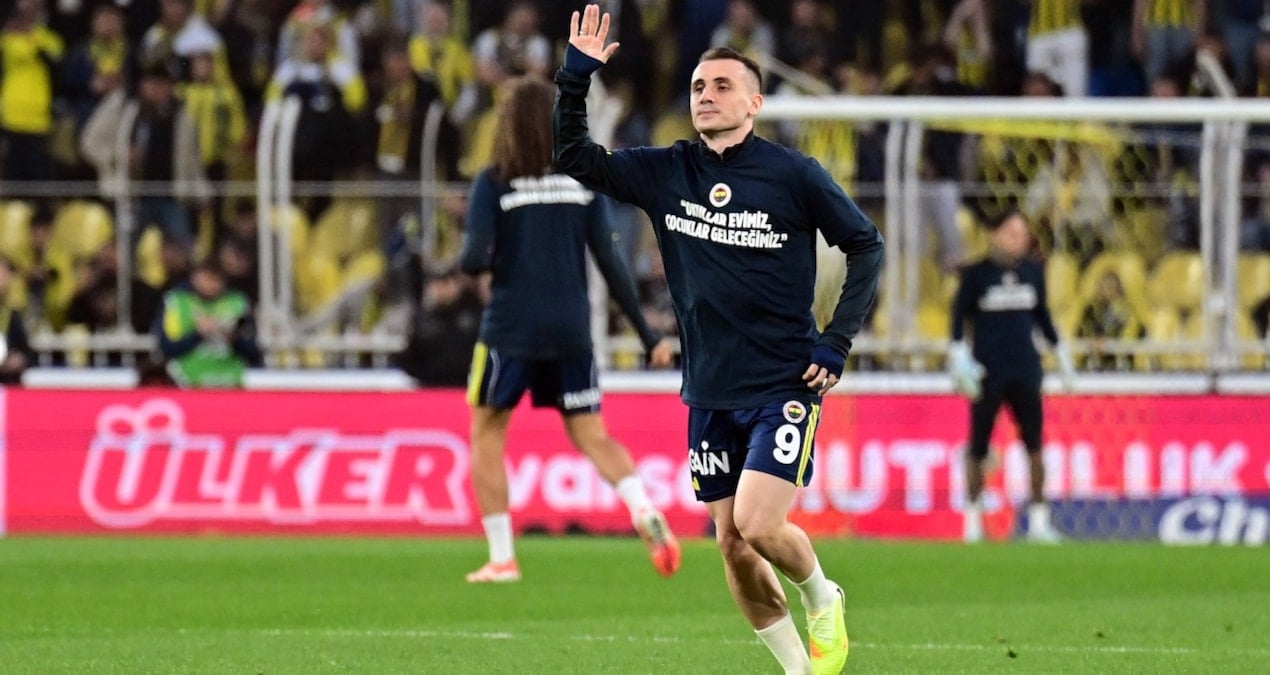 Fenerbahçe'den Anlamlı Mesaj: Okullar Evimiz, Çocuklar Geleceğimiz