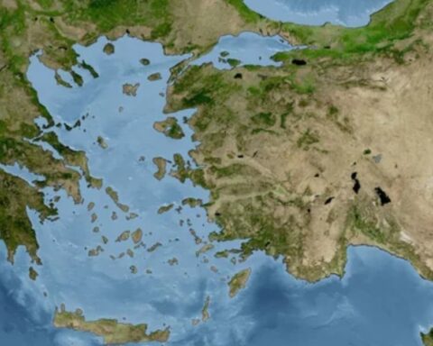 Fransa, Yunanistan’a Savunma Desteği Vererek Ege'de Güvenlik Mesajı İletiyor