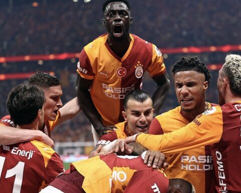 Galatasaray, Fenerbahçe'yi 3-0 mağlup ederek liderliğini güçlendirdi