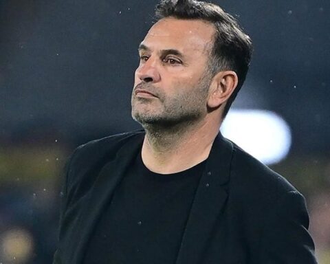 Galatasaray, Okan Buruk ile yeni sözleşme için masaya oturuyor