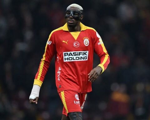 Galatasaray'dan Fenerbahçe'nin Osimhen talebine yanıt geldi