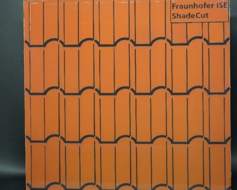 Güneş Panellerinin Tasarımını Değiştiren Yeni Teknoloji Tanıtıldı