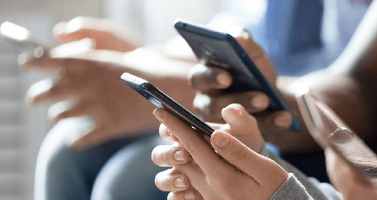 Güney Kore tüm mobil abonelere ücretsiz internet sağlıyor