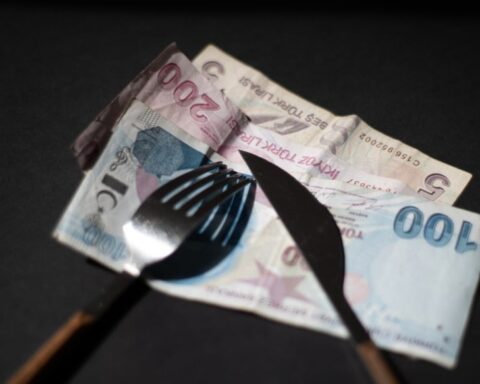 Hane halkının enflasyon beklentisi yüzde 51,56'ya yükseldi