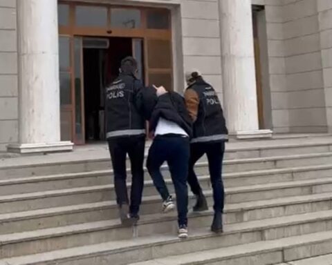 Hatay'da Uyuşturucu Denetimlerinde İki Şüpheli Tutuklandı