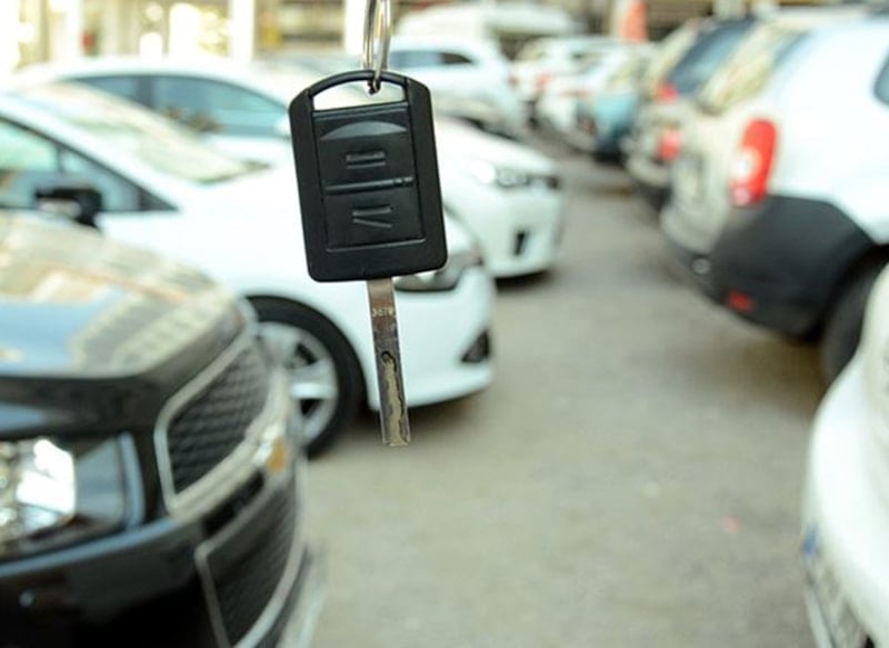 İkinci el araç fiyatları düşüşte, talep ise artıyor