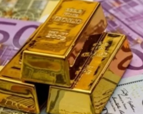 İkinci el kasada bulunan altın külçeler, satın alma anlaşmasıyla karşı karşıya kaldı