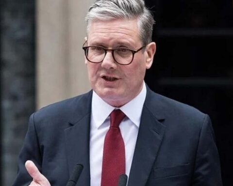 İngiltere, Hürmüz Boğazı'nın Açılması İçin ABD Ablukasına Destek Vermiyor